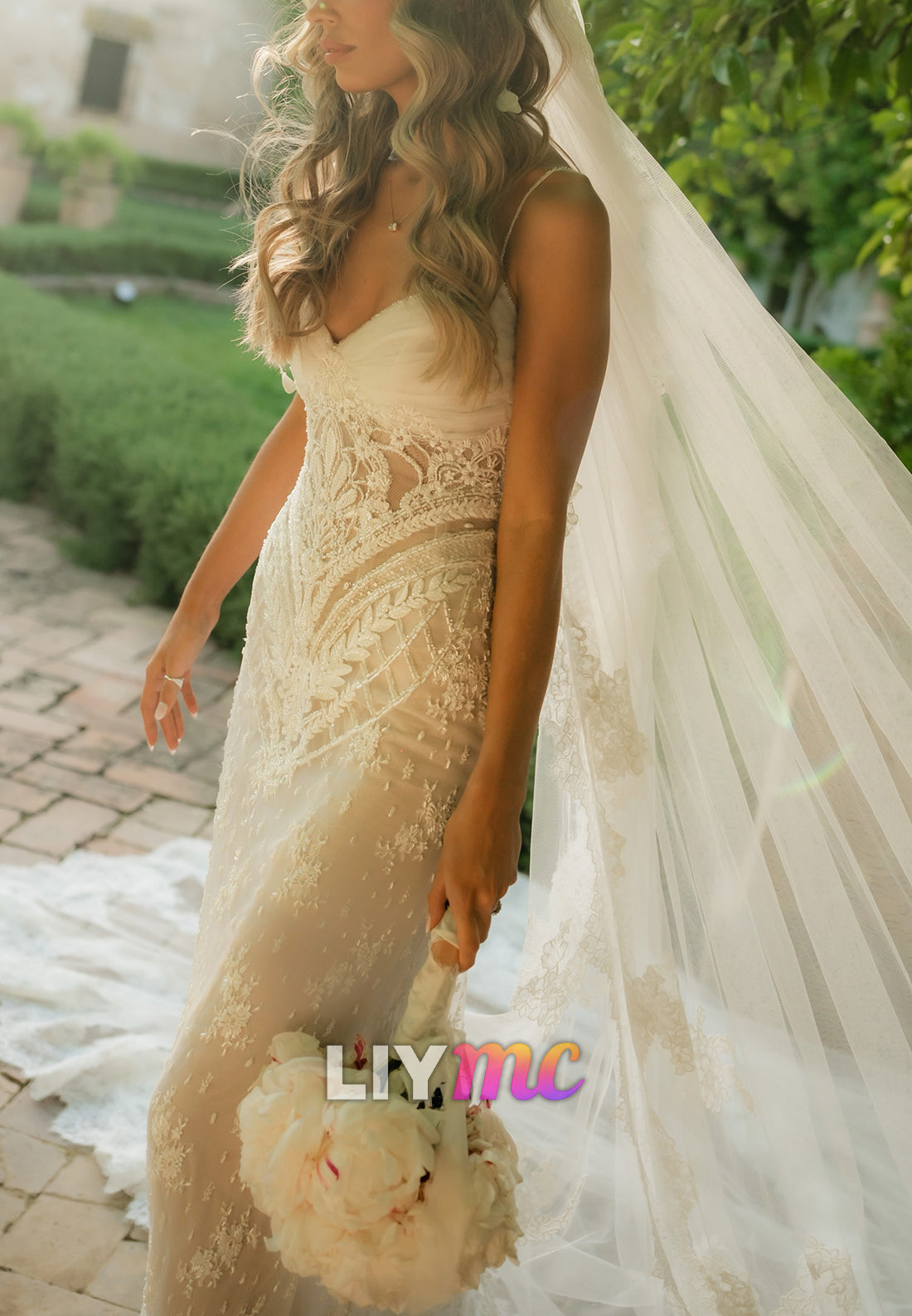 Romantic Sweetheart Corset Lace Wedding Gown