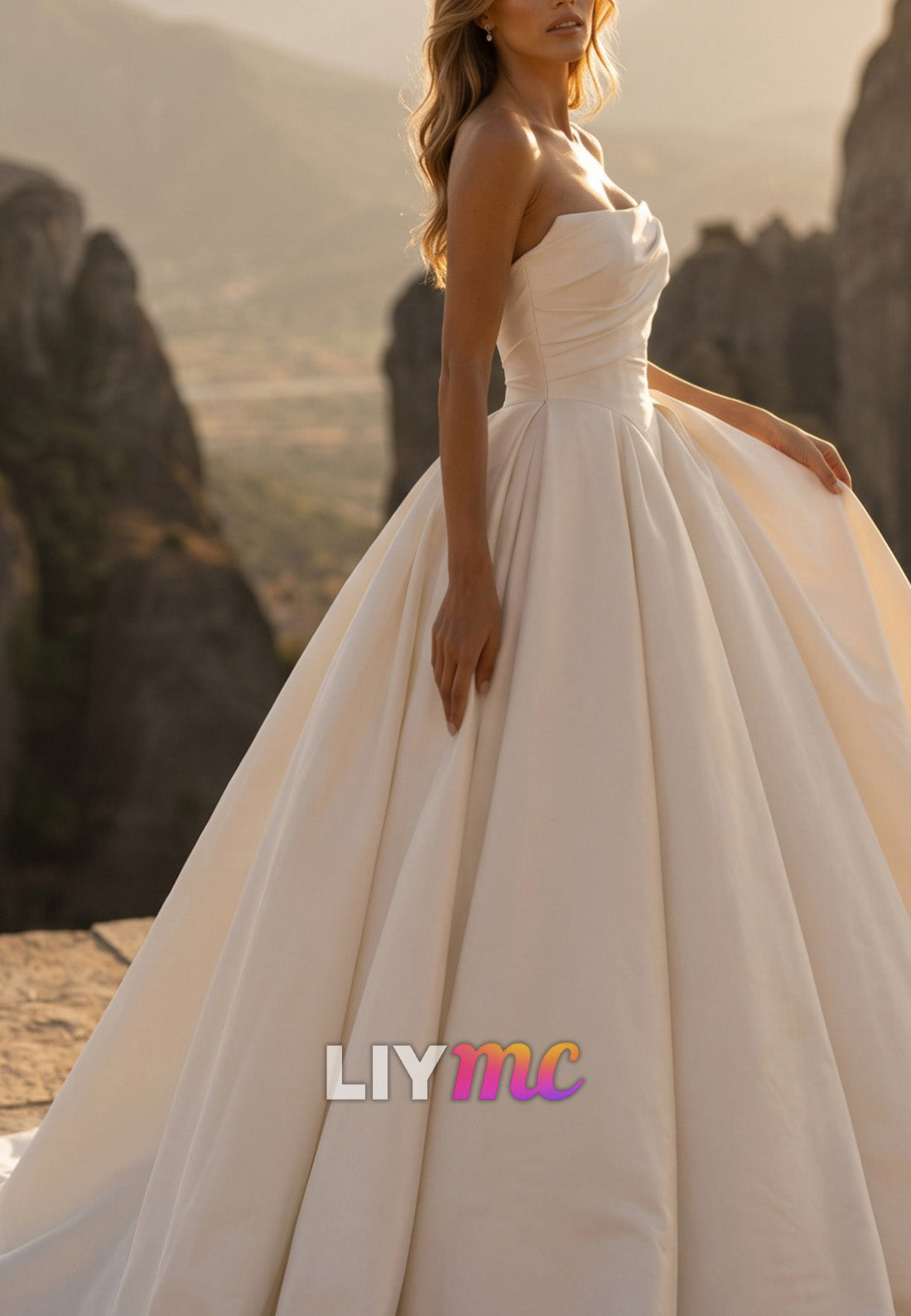 Strapless Ruched Ball Gown Wedding Dress