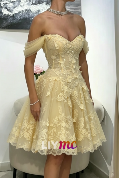 Off-the-Shoulder Lace Sweetheart Short Dress