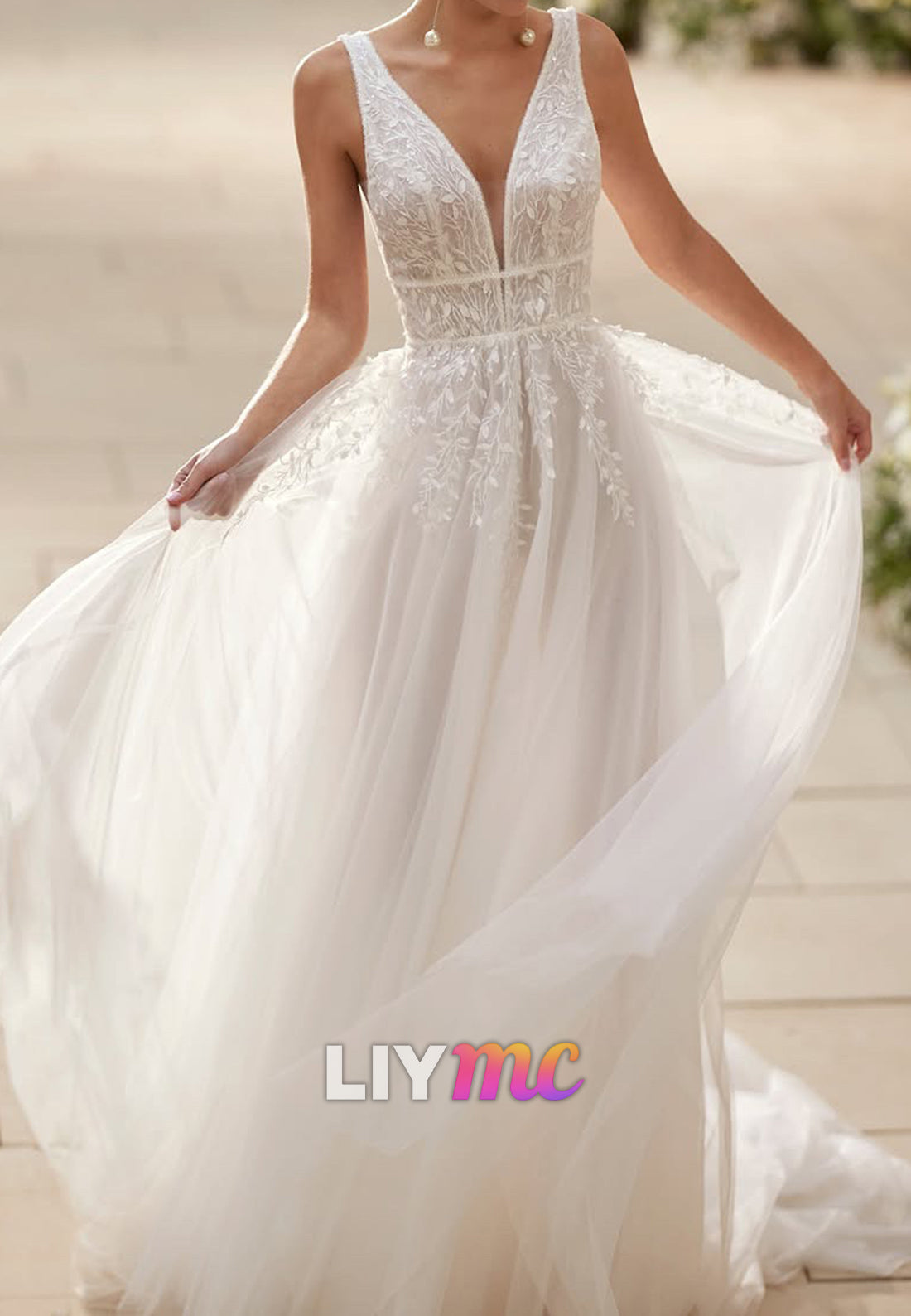 A-Line Lace Applique Tulle Wedding Dress with Open Back