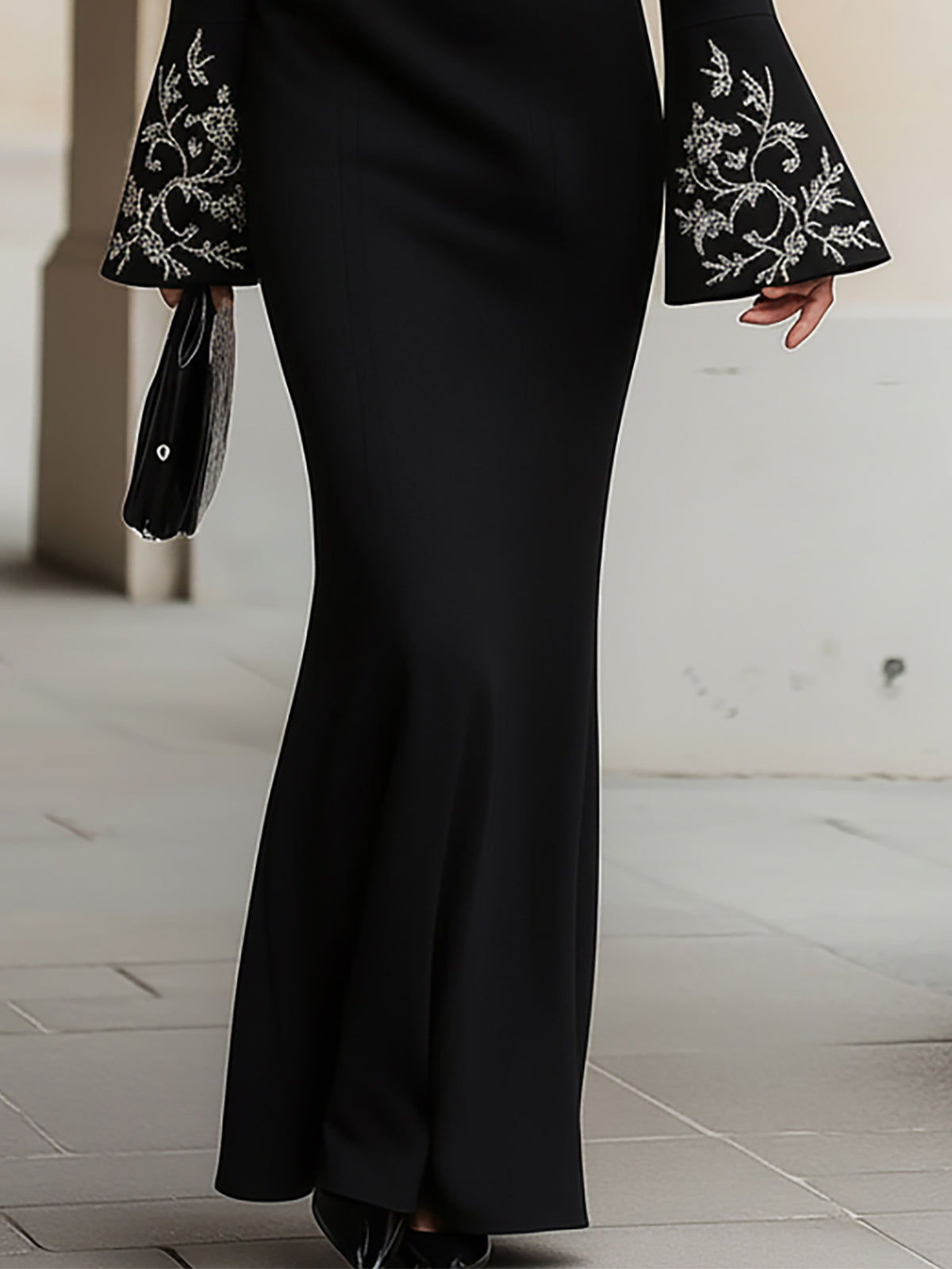 Elegant Black Cold-Shoulder Maxi Dress With Embroidery