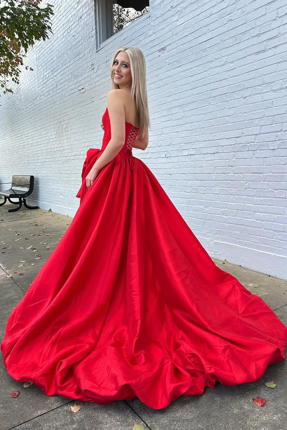 Ball Gown Scoop Neck Red Satin Slit Prom Dress with Bow VK111003