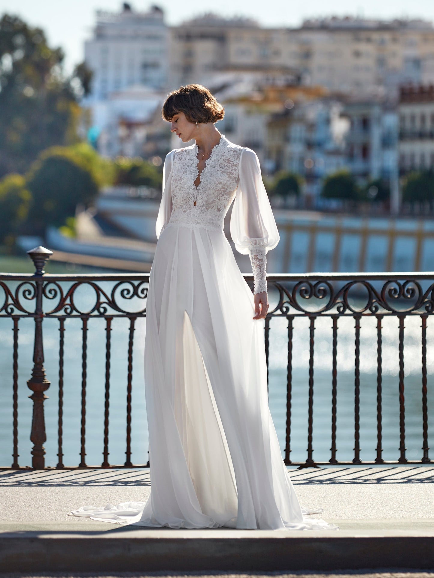 Lace and georgette dress with pants