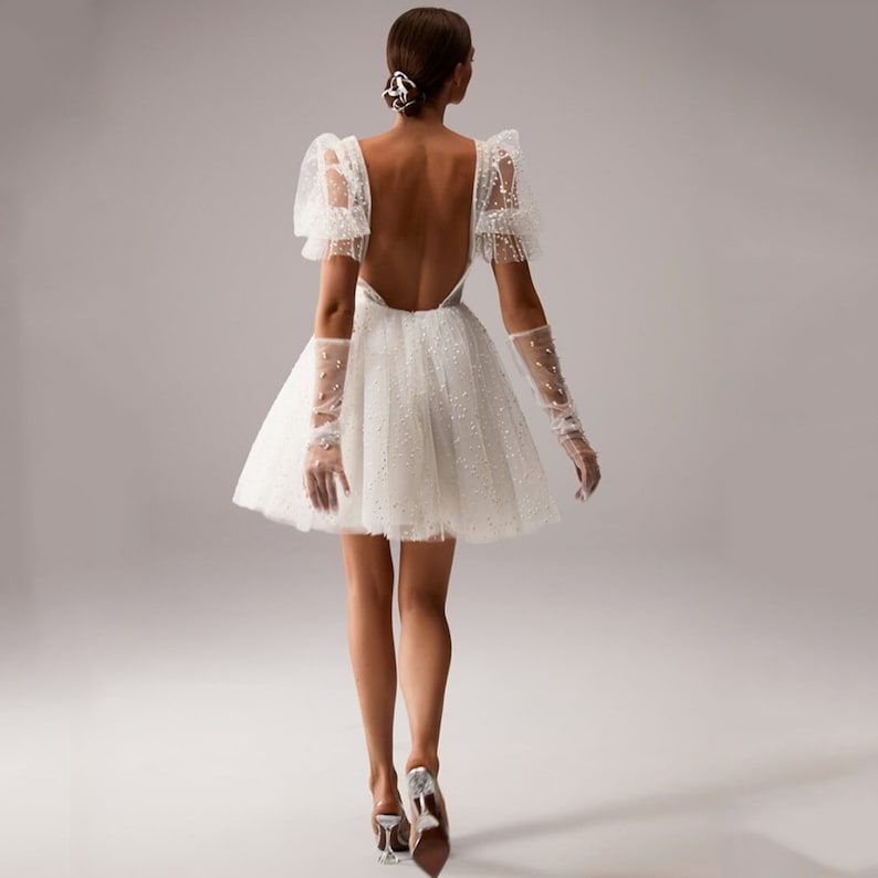 Mini Length Wedding Dress Short V-Neck Backless Above Knee Bridal Gown