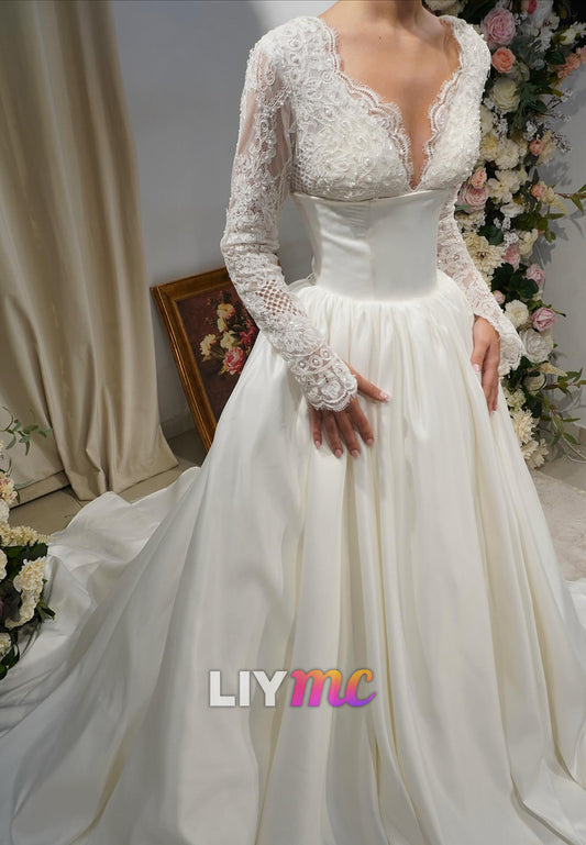 V-Neck Long Sleeves Lace Appliques A-Line Wedding Dress