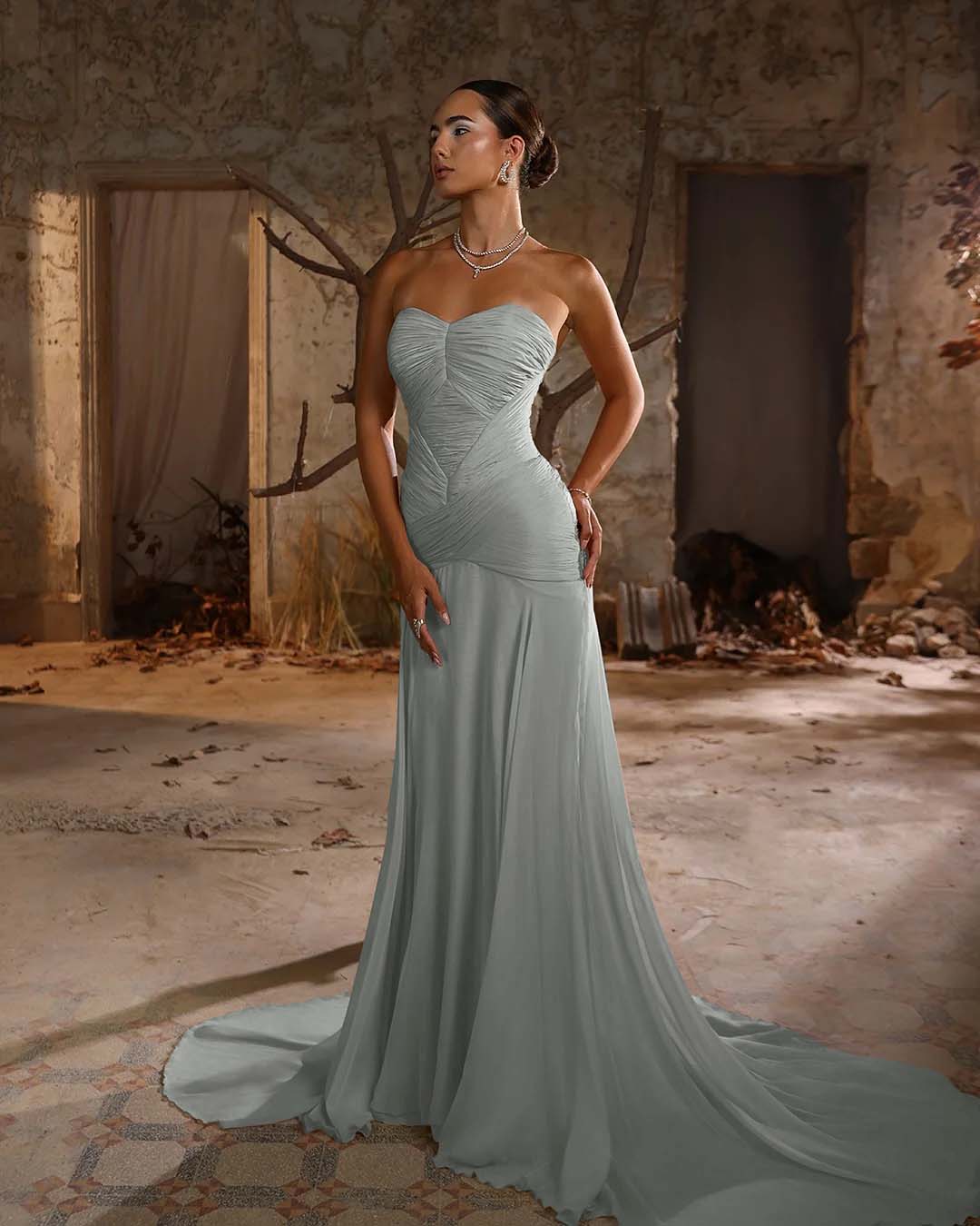 Simple Chiffon Strapless Sleeveless Pleated Long Prom Dress With Pleated