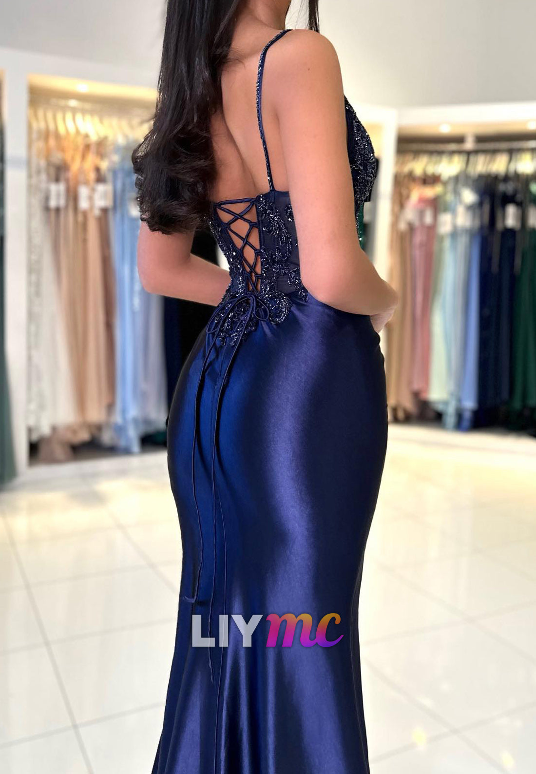 V-Neck Spaghetti Straps Appliques Pleated Mermaid Prom Dress