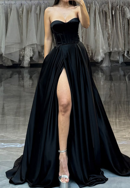 Sweetheart Sleeveless Pleated Sleek Satin A-Line Prom Dress