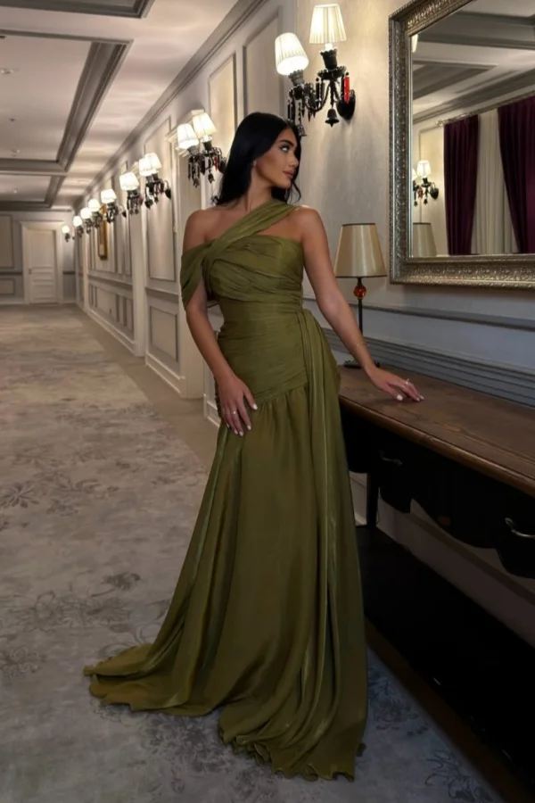 Simple Chiffon Off-The-Shoulder Sleeveless Long Prom Dress With Pleated