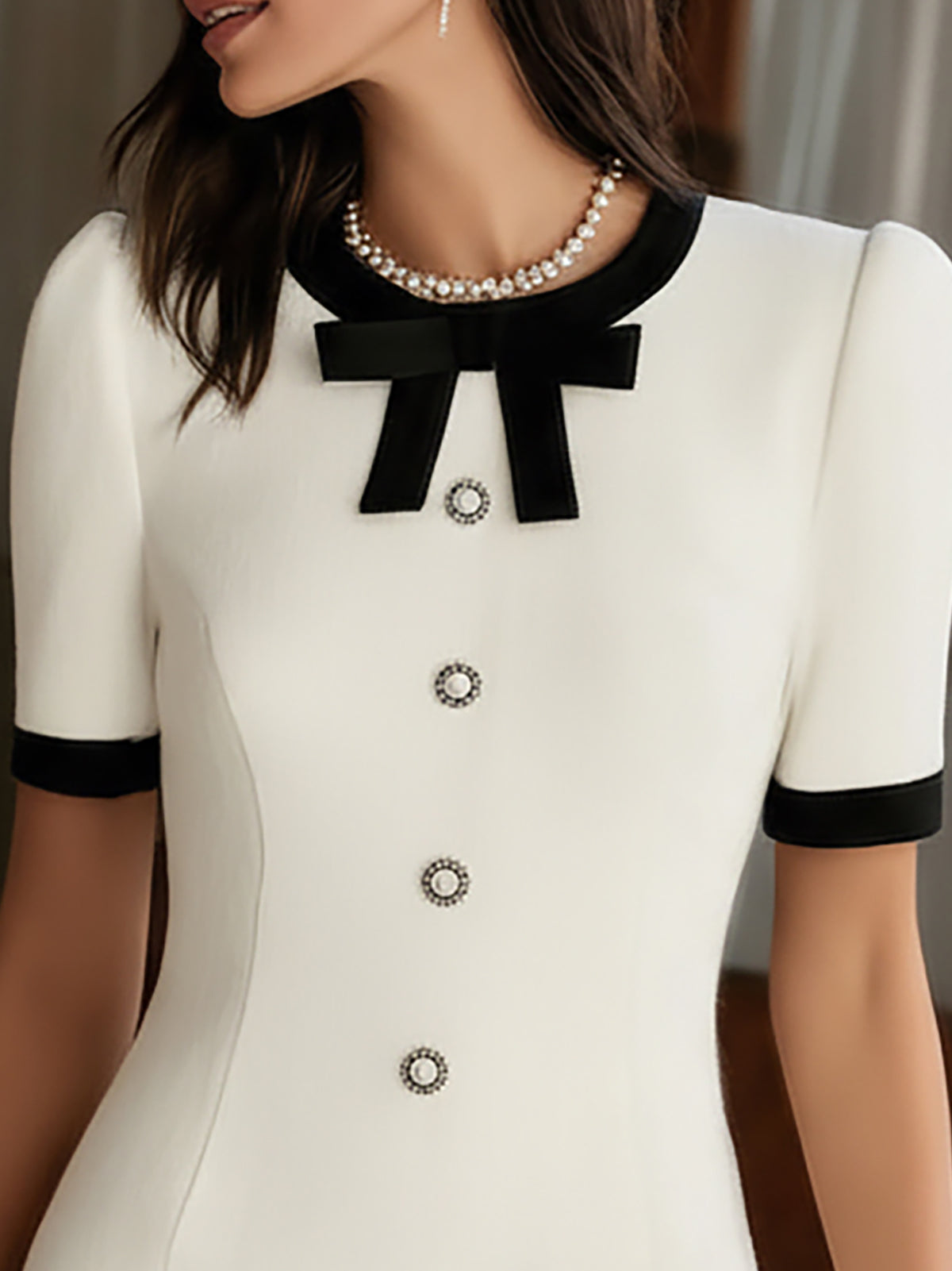 Chic Cream White Short Sleeve Dress With Black Trim