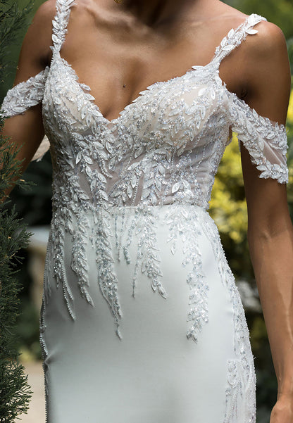 V-Neck Sleeveless Appliques Sleek Mermaid Beach Wedding Dress