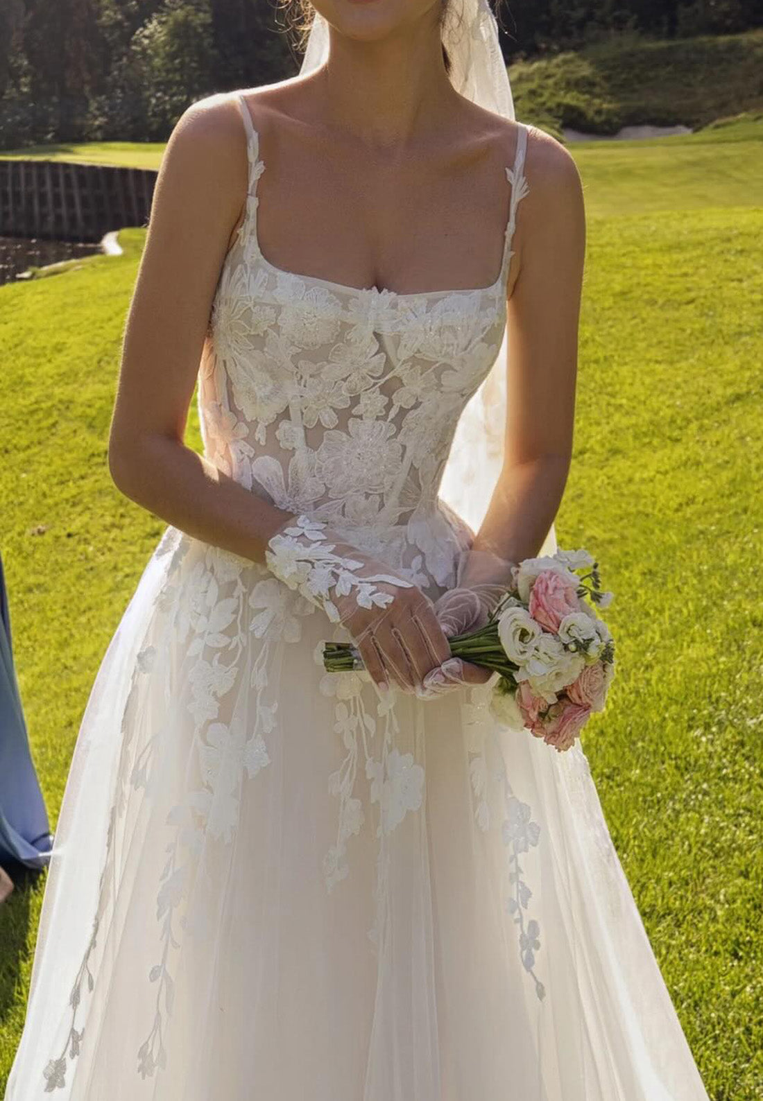 Square Sleeveless Appliques Tulle A-Line Beach Wedding Dress
