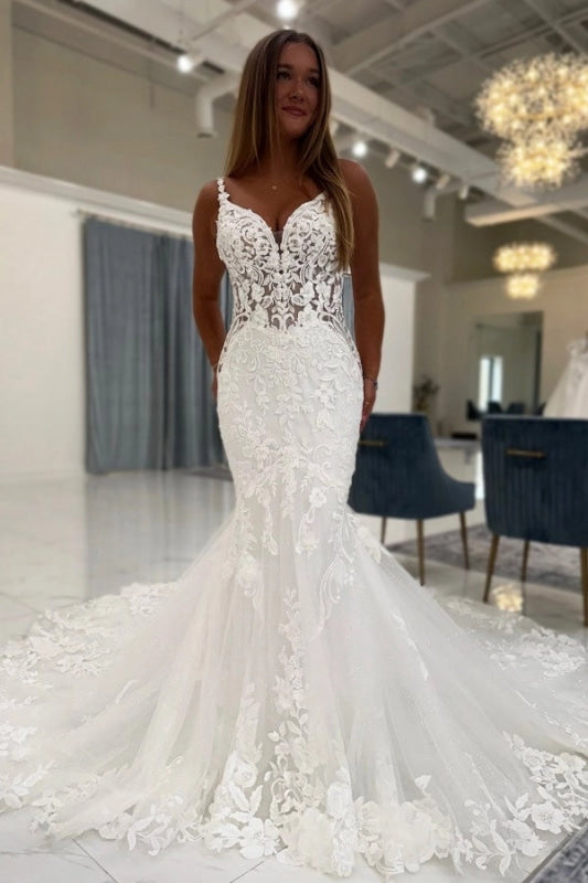 Spaghetti Straps White Mermaid Wedding Dress V-neck Tulle Lace Bridal Gown