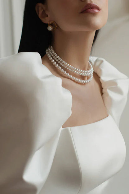 Palace Train A Square Long sleeved Satin Retro Wedding Dress