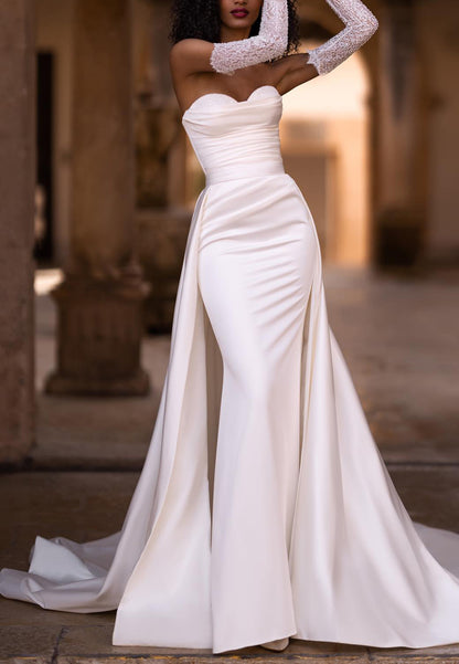 Sweetheart Strapless Pleated Sleek Removable Train Mermaid Wedding Dress